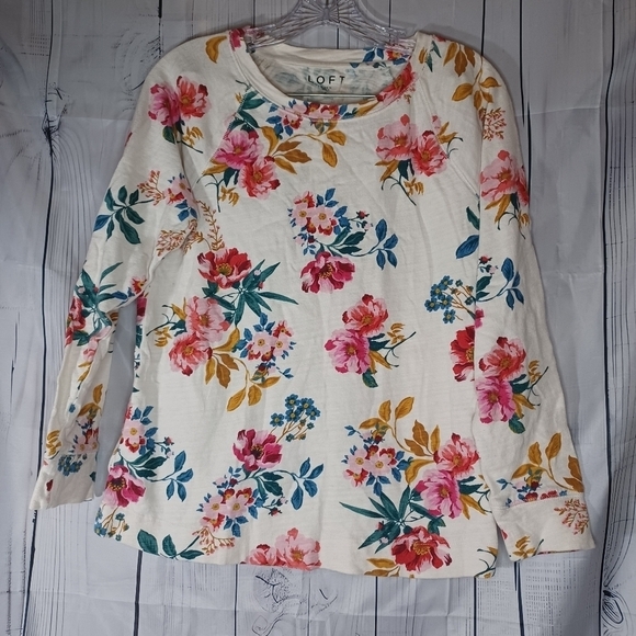 LOFT Tops - LOFT 100% Cotton Long Sleeve Floral Print Top - Cream and Pink Size S